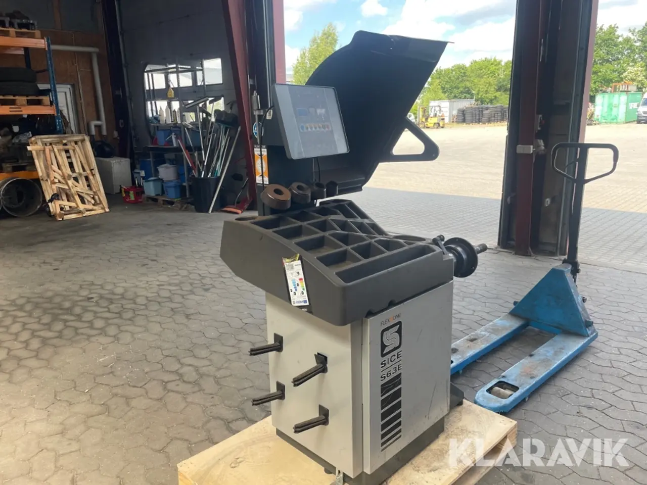 Billede 3 - Hjulafbalanceringsmaskine Flexone Sice S63E