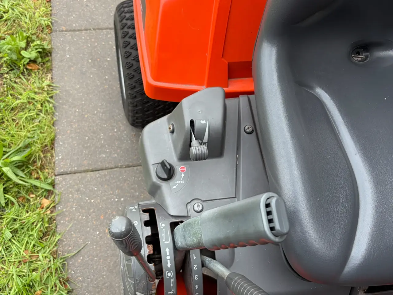 Billede 3 - Husqvarna R11C sælges