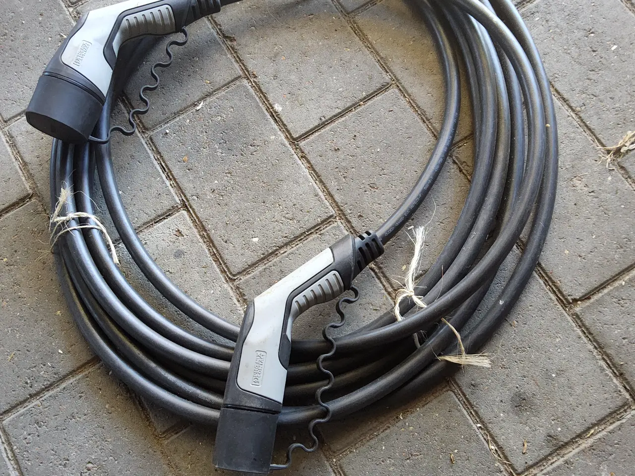 Billede 1 - Ladekabel til elbil. 32A, 480V, 16 kWh