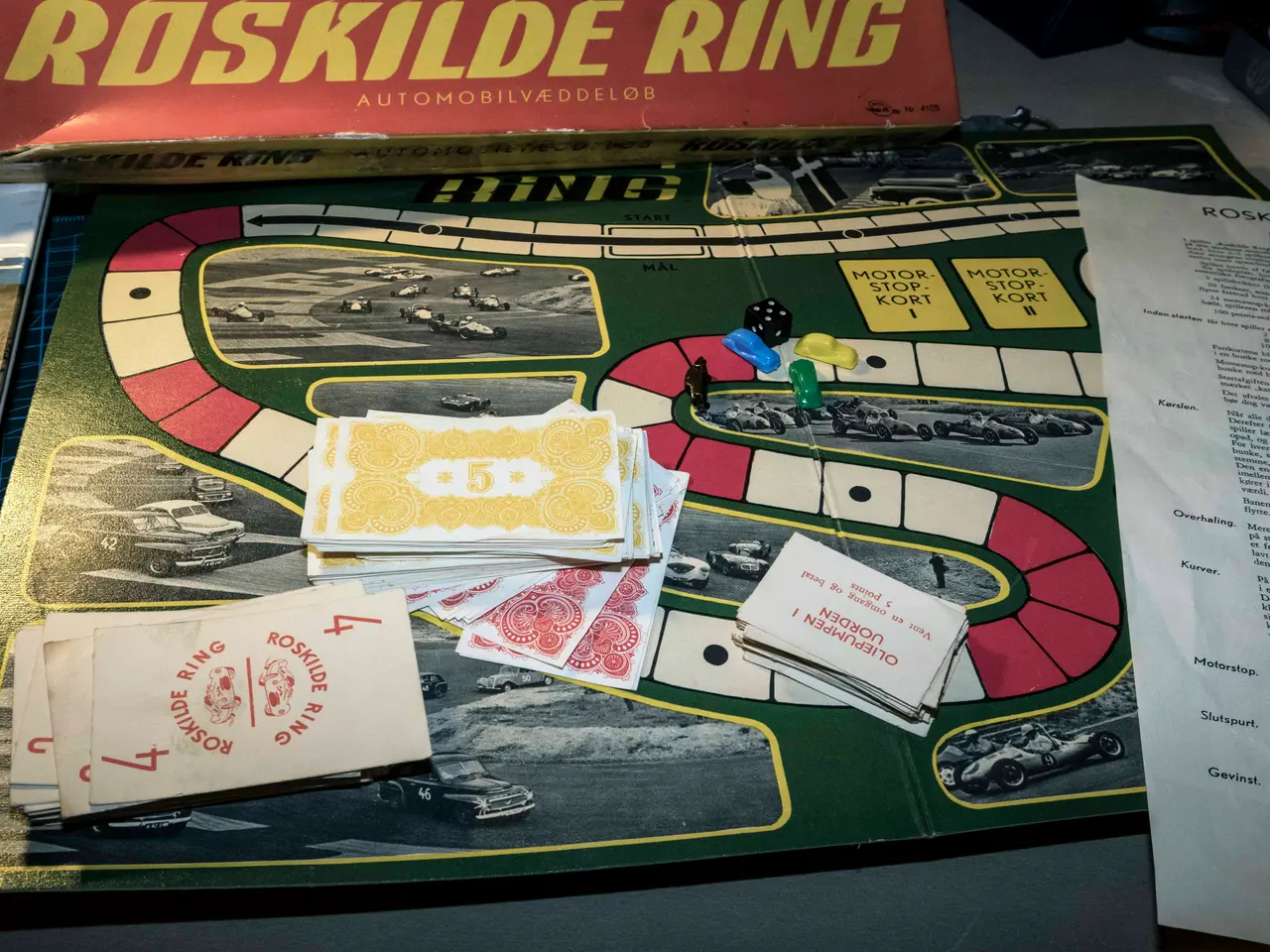Billede 2 - Roskilde Ring - Bræt spil. Kun 4 biler(plastik).
