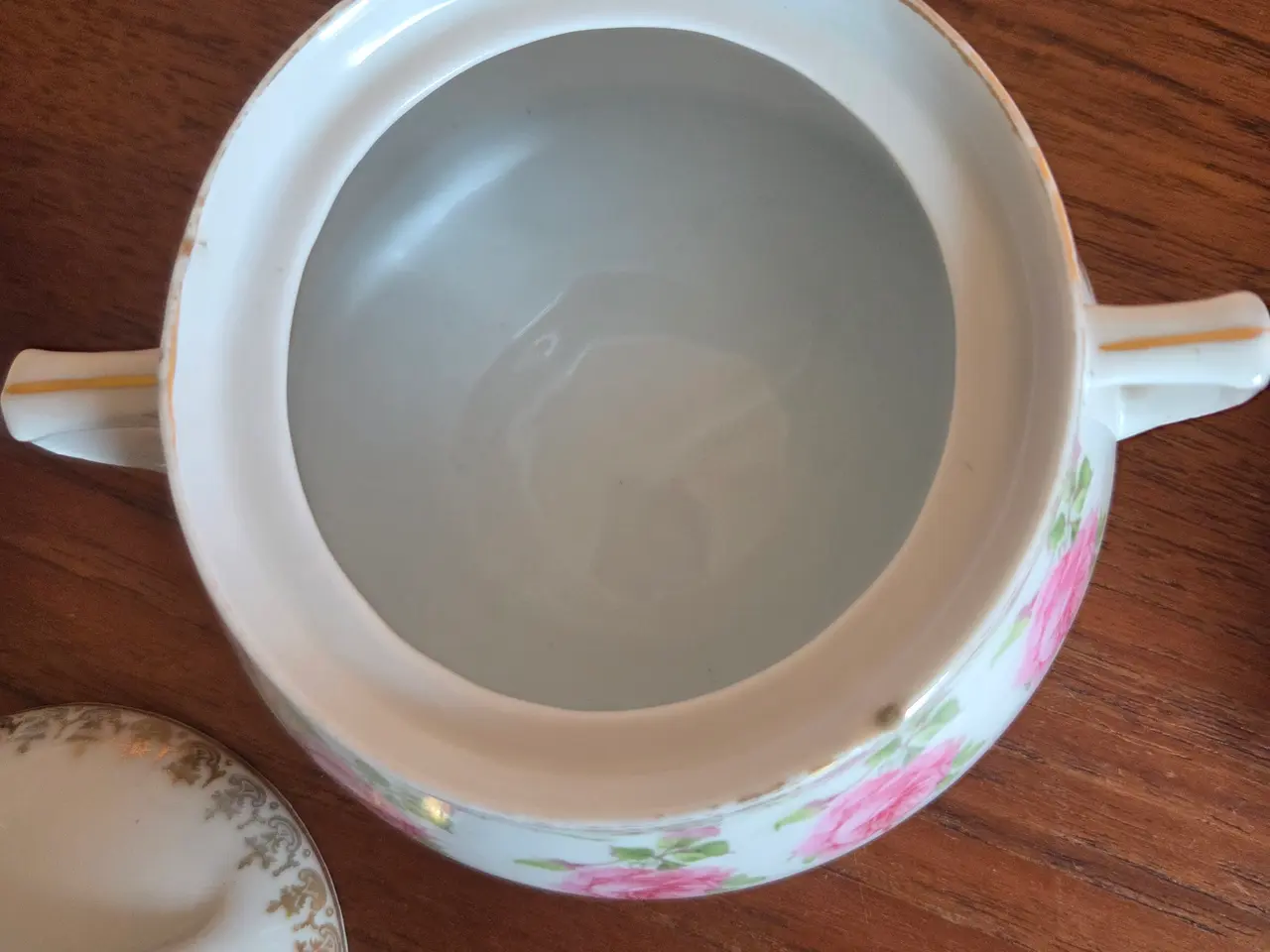 Billede 8 - Kaffesæt i porcelæn – 2 kopper og sukkerskål