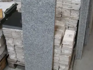GRANIT VINDUESPLADER