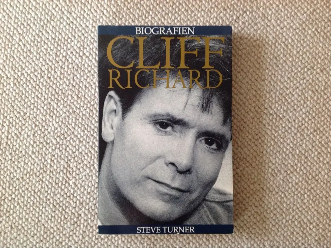 Billede 1 - Cliff Richard" af Steve Turner