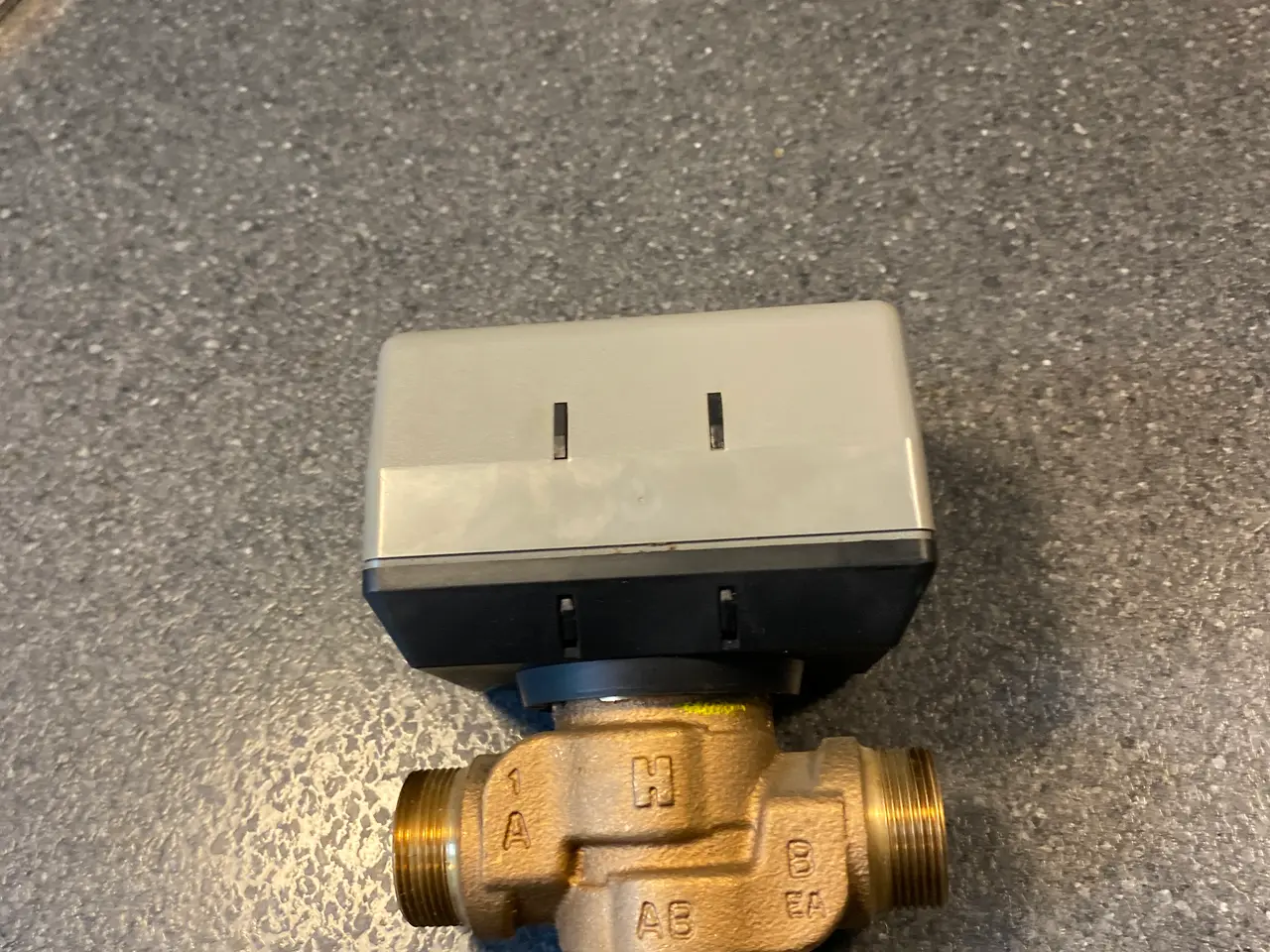 Billede 1 - Danfoss 3-vejs ventil til varmepumpe