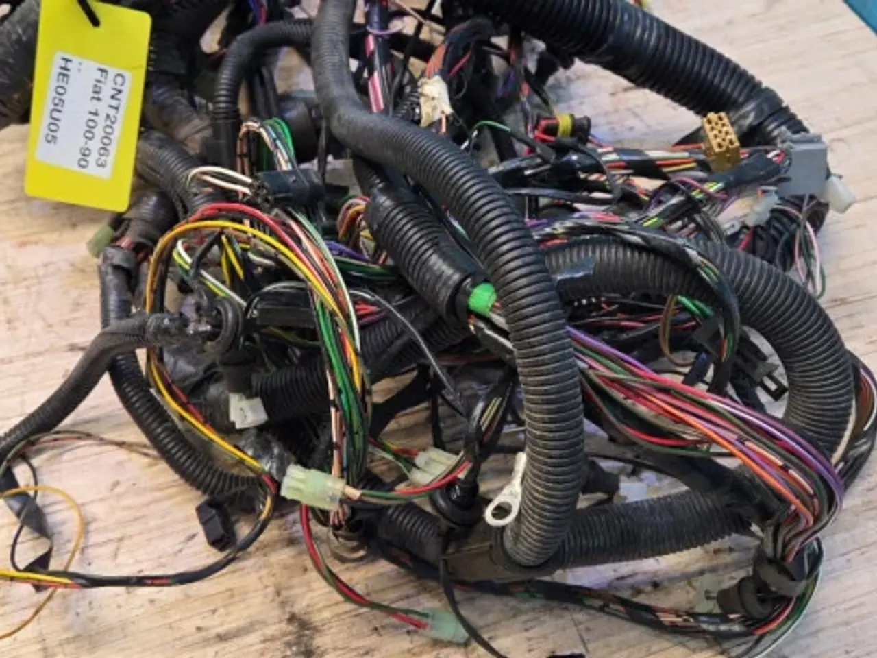 Billede 10 - New Holland TM115 Ledningsnet 82020899