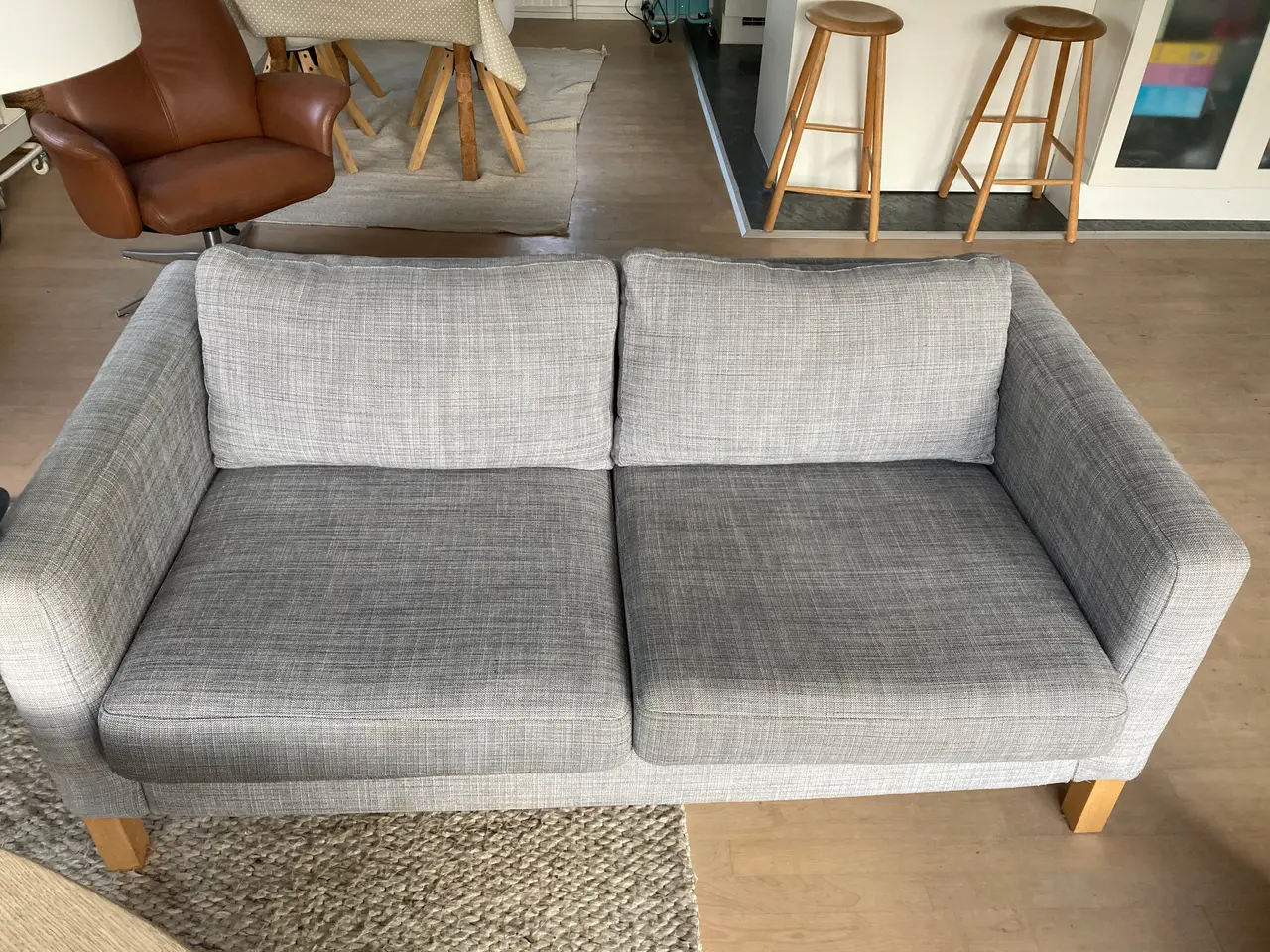 Billede 2 - Sofa 3 og 2 personers sofa. Samlet pris 1000kr