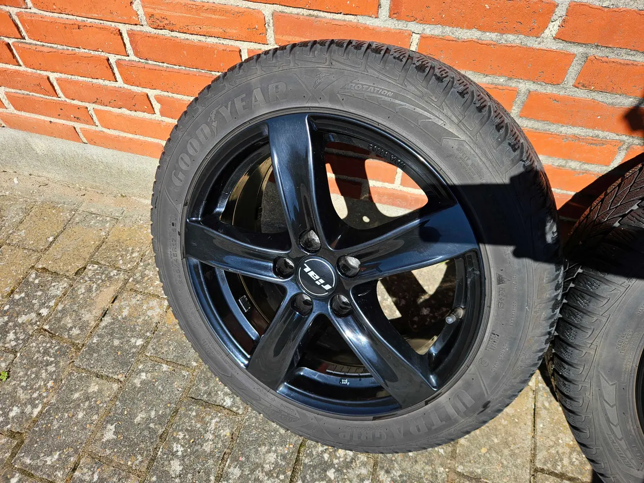 Billede 5 - VAG 5x112 alufælge med vinterdæk 