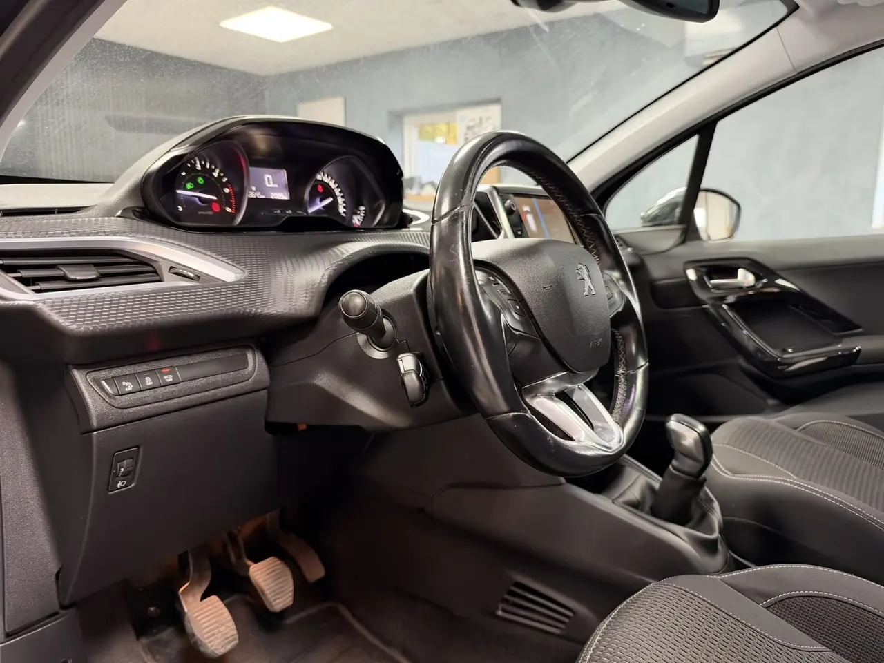 Billede 10 - Peugeot 208 1,6 BlueHDi Desire Sky 100HK 5d