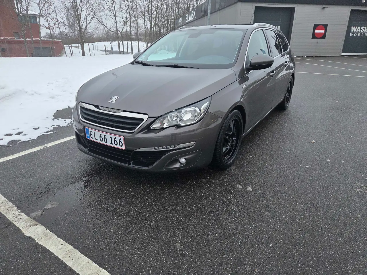 Billede 2 - 308 bluehdi 120 hk style