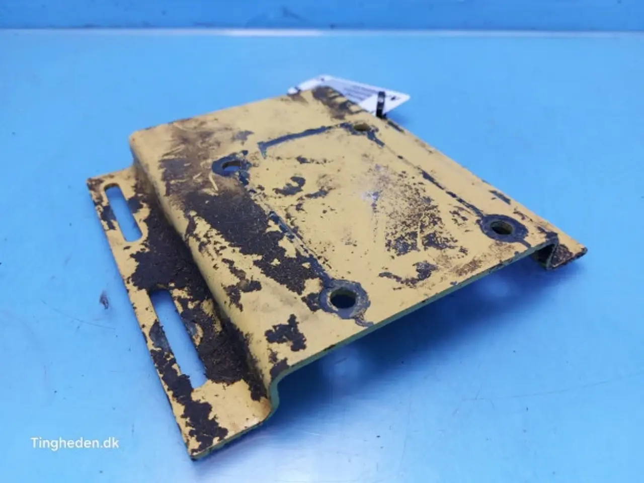 Billede 7 - New Holland TF44 Beslag AC Pumpe 80435024