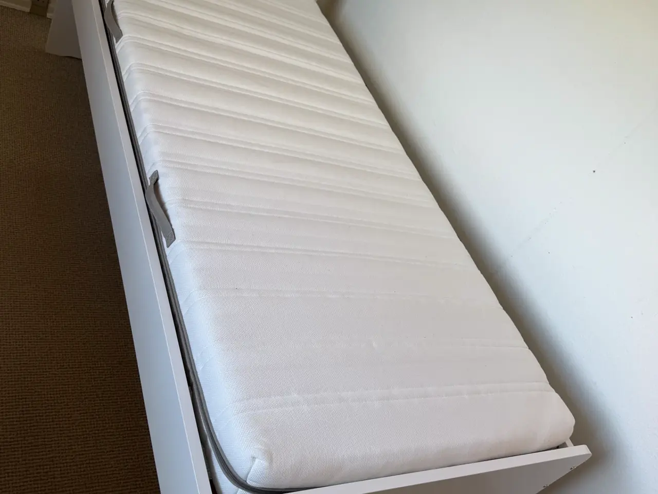 Billede 2 - Ikea seng med skummadras