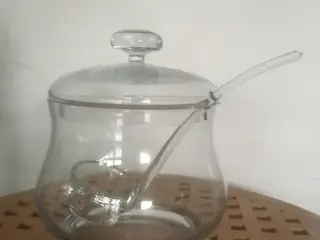 Glas bowle med ske