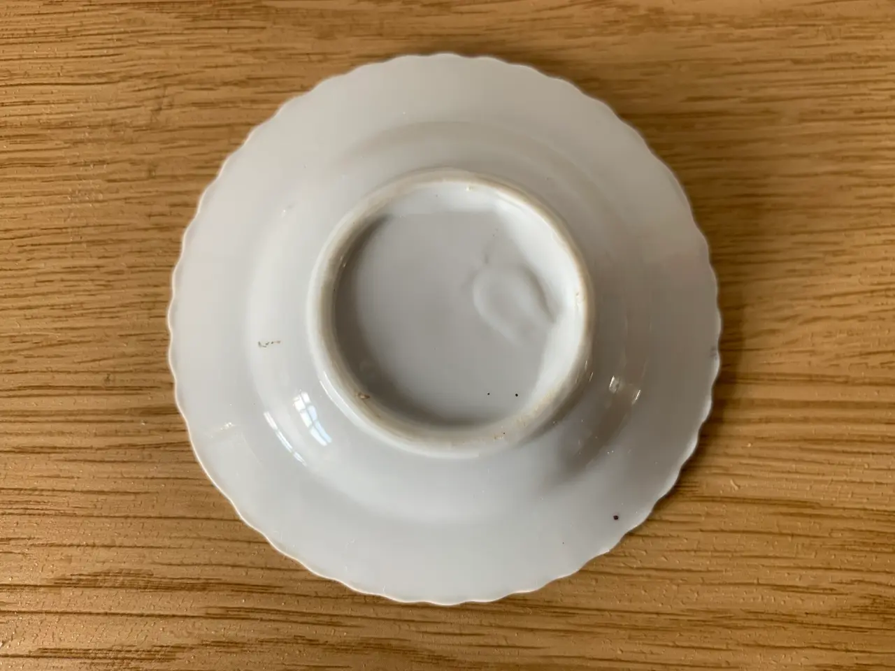 Billede 3 - Et lille porcelænsaskebæger eller sushi-soya-skål