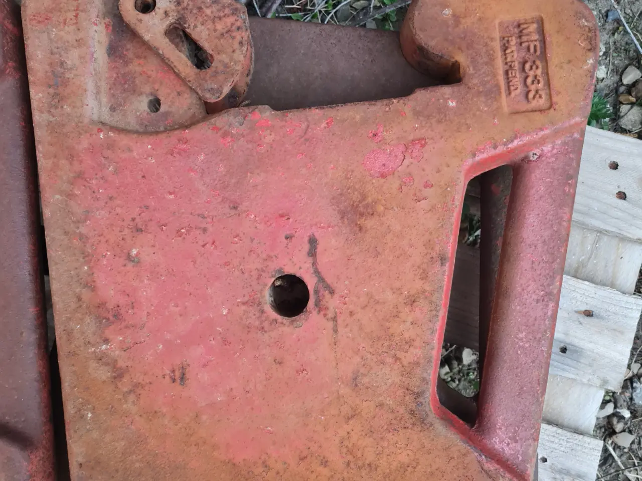 Billede 2 - MF - Massey Ferguson vægtklodser købes