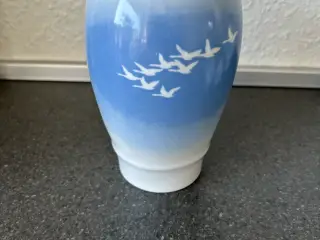 Vase, svanestel