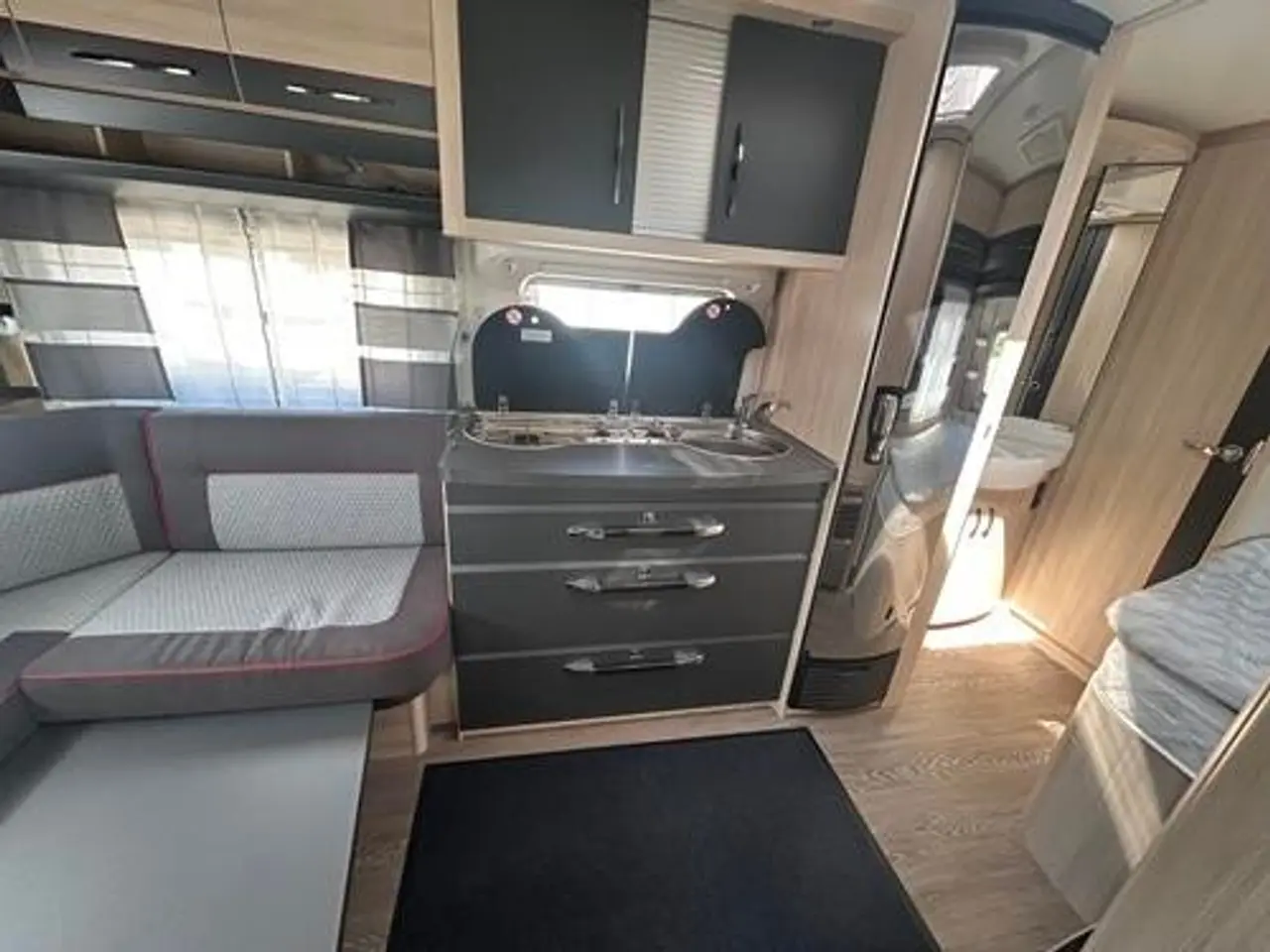 Billede 7 - Hobby De Luxe Edition 460 UFe