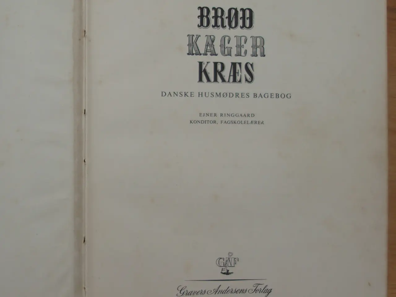 Billede 1 - Brød, Kager, Kræs af Ejnar Ringgaard