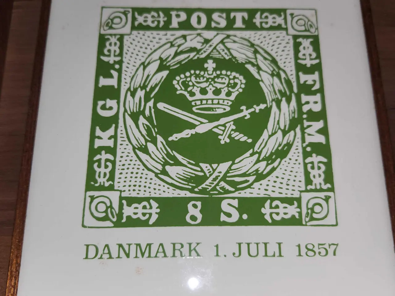 Billede 16 - 4.stk. Antikke frimærke platter med træ ramme