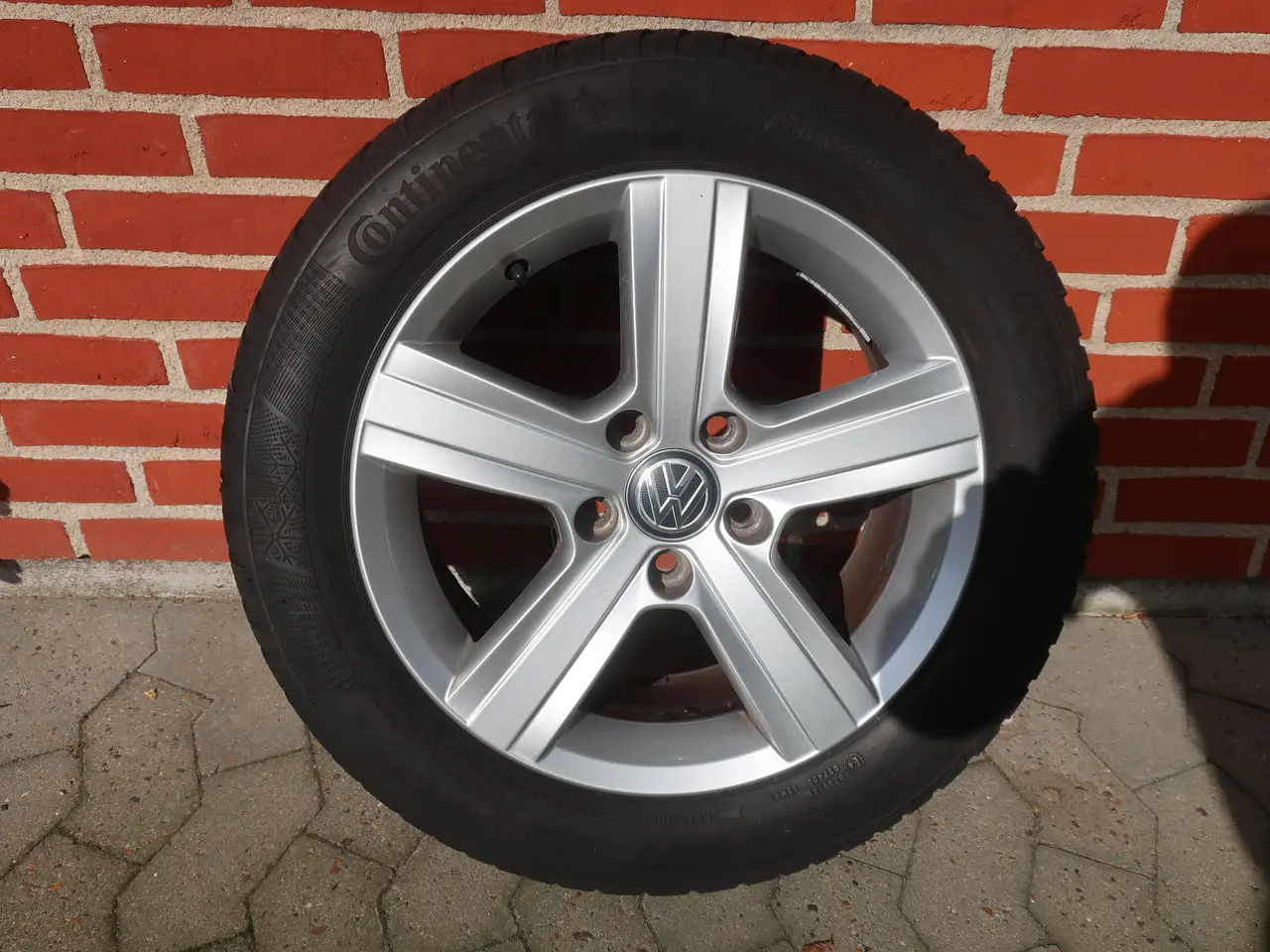 Billede 2 - Vinterdæk til VW Golf 7