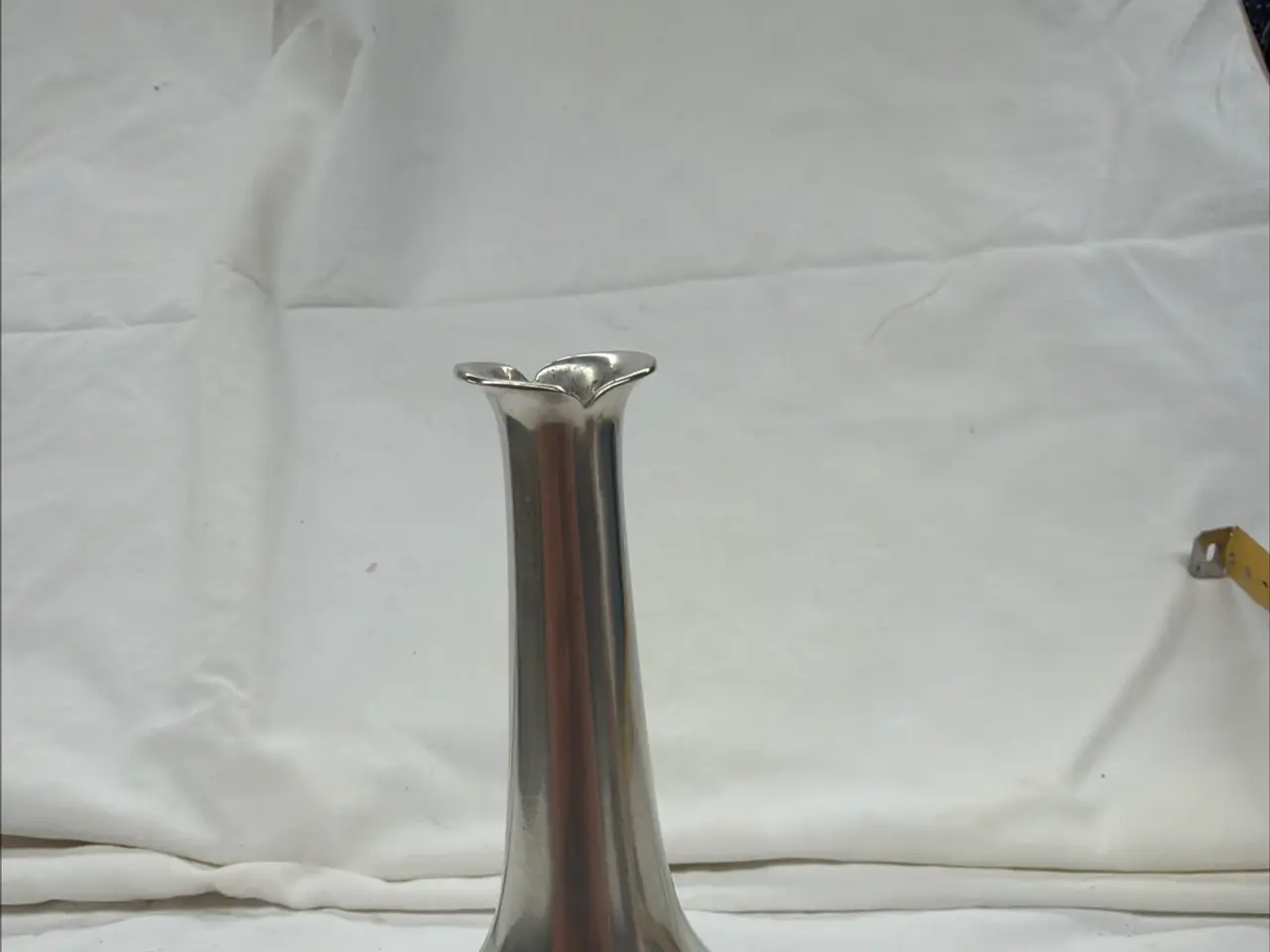 Billede 1 - Just Andersen model 1457 tinvase på 15 cm