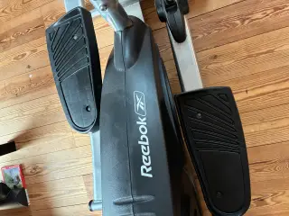 Reebok Crosstrainer 500,- kroner