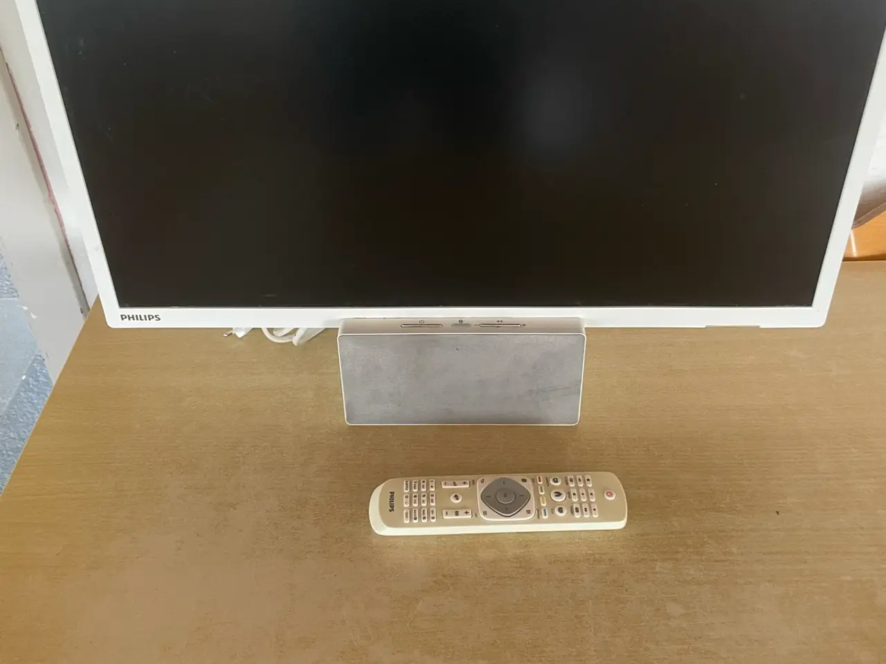 Billede 1 - TV Phillips lille TV M/ Bluetooth 