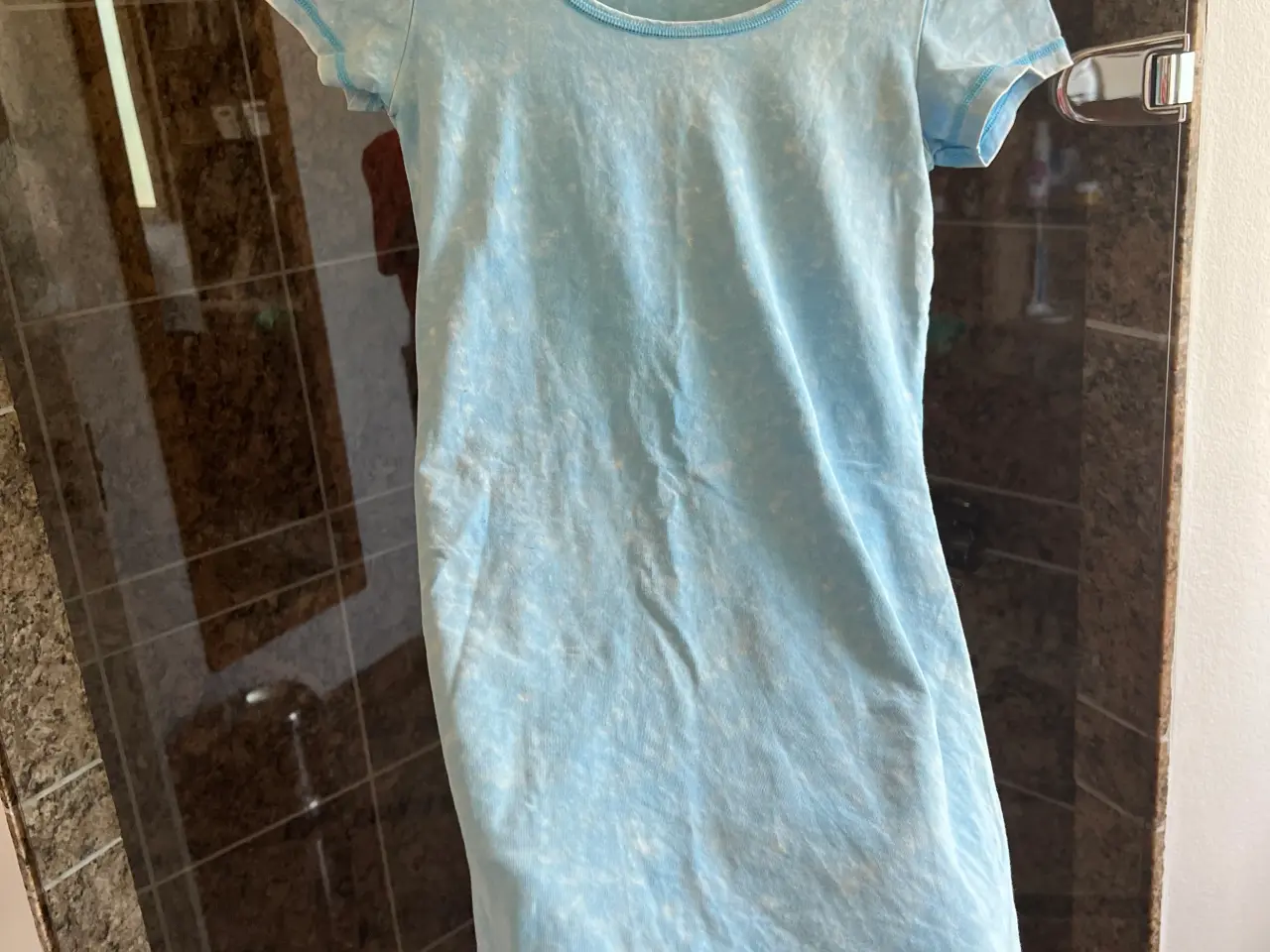 Billede 1 - Smart turkis lang bluse str small