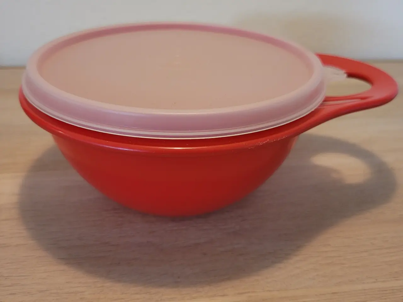 Billede 1 - Tupperware mini røre skål med håndtag