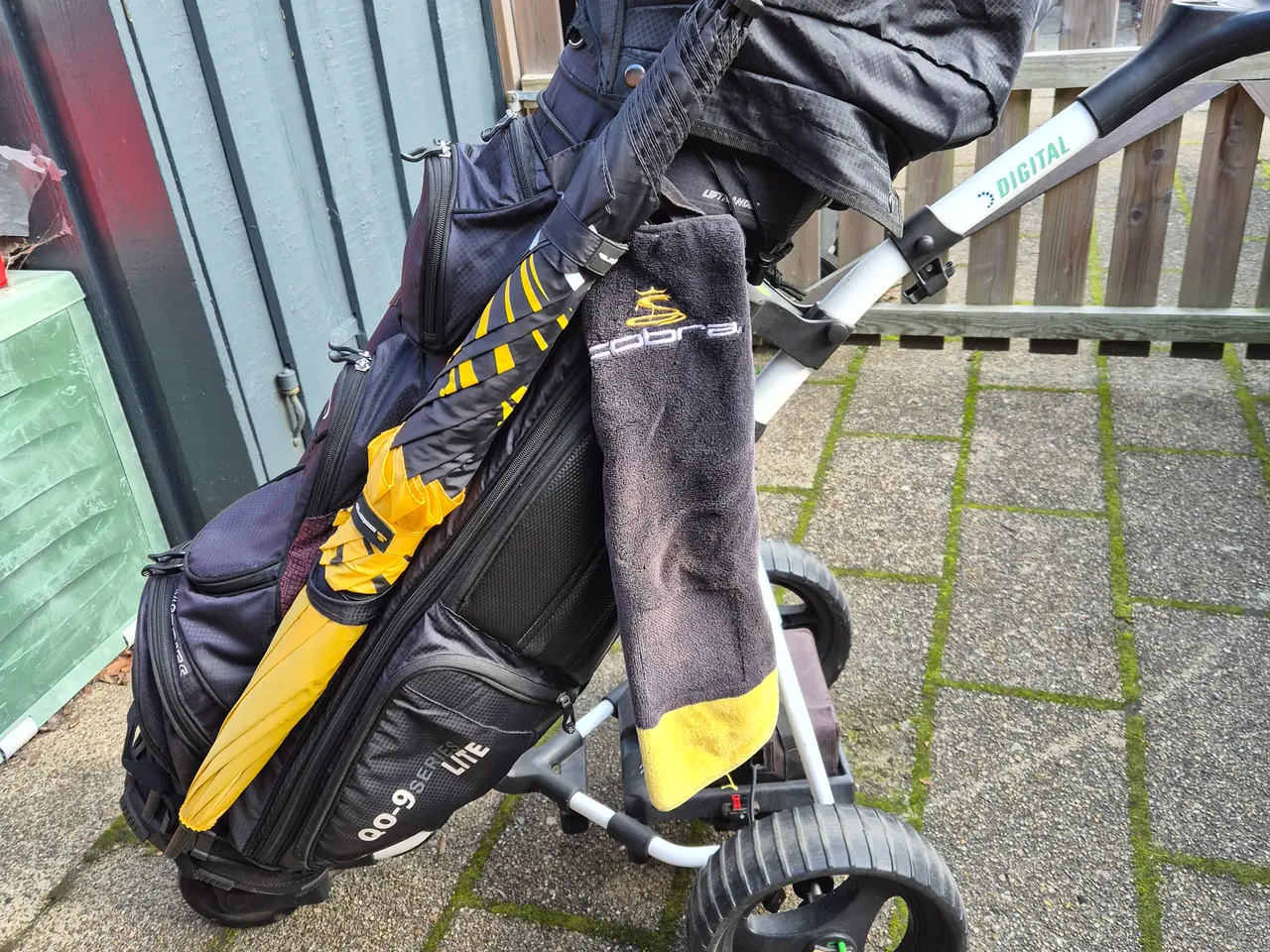 Billede 1 - Golfsæt med elvogn - Cobra Flyz