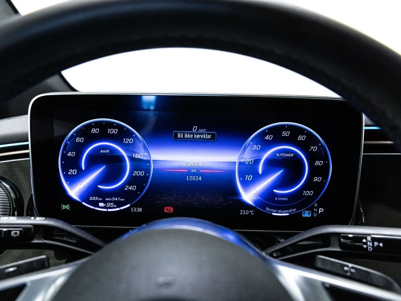 Billede 11 - Mercedes EQE300 SUV Electric Art