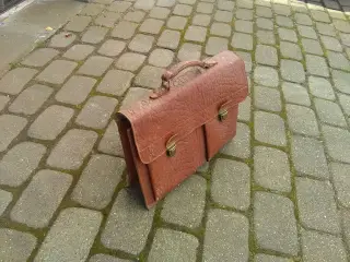 Læderskoletaske fra 1940'erne
