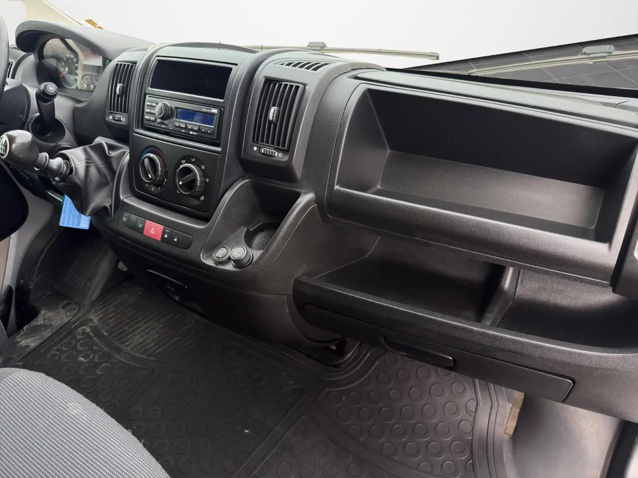 Billede 14 - Peugeot Boxer 335 2,2 HDi 130 Kassevogn L2H2