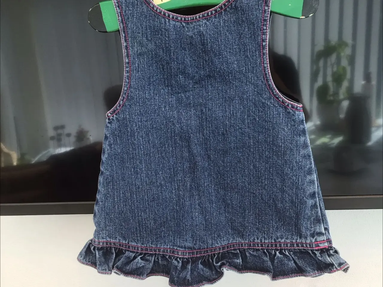 Billede 2 - Denim kjol str 6/12 mdr
