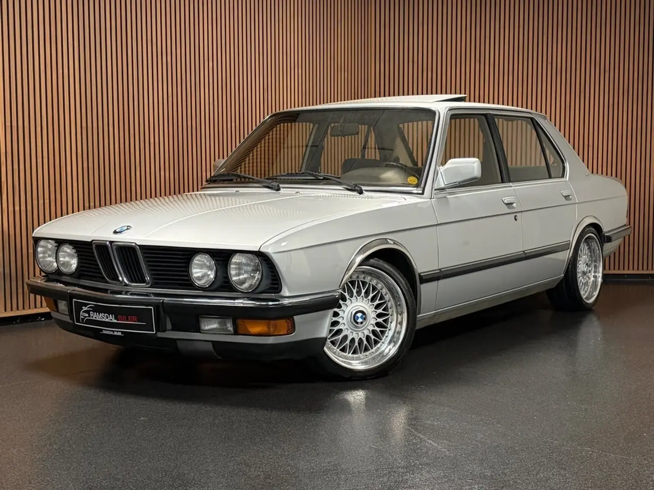 Billede 1 - BMW 520i 2,0 aut.