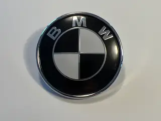 Bmw emblem 74mm , sort hvid farve.