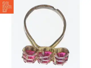 Ring med pink sten (str. 52 mm)