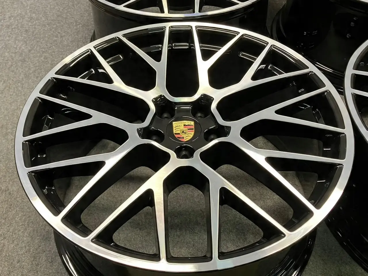 Billede 4 - ALUFÆLGE PORSCHE MACAN TURBO GTS 95B 21"