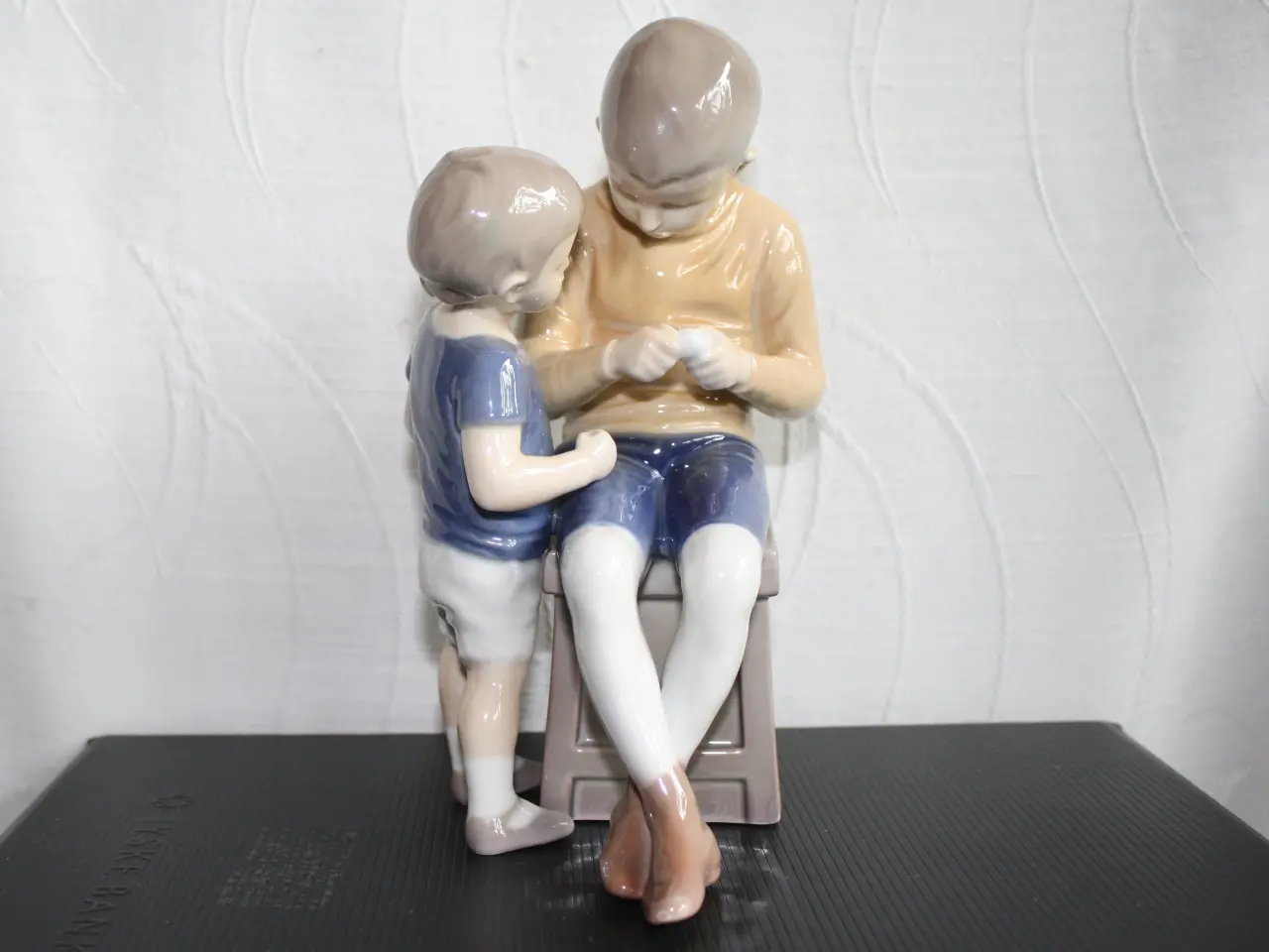 Billede 9 - Tom og Willy, brødre. Figur fra Bing & Grøndahl
