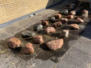 vandsten springvand havedam