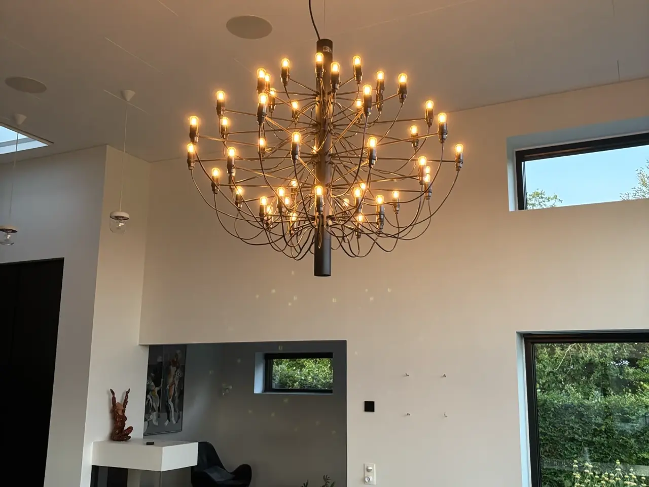 Billede 2 - Original FLOS lysekrone med 50 lamper