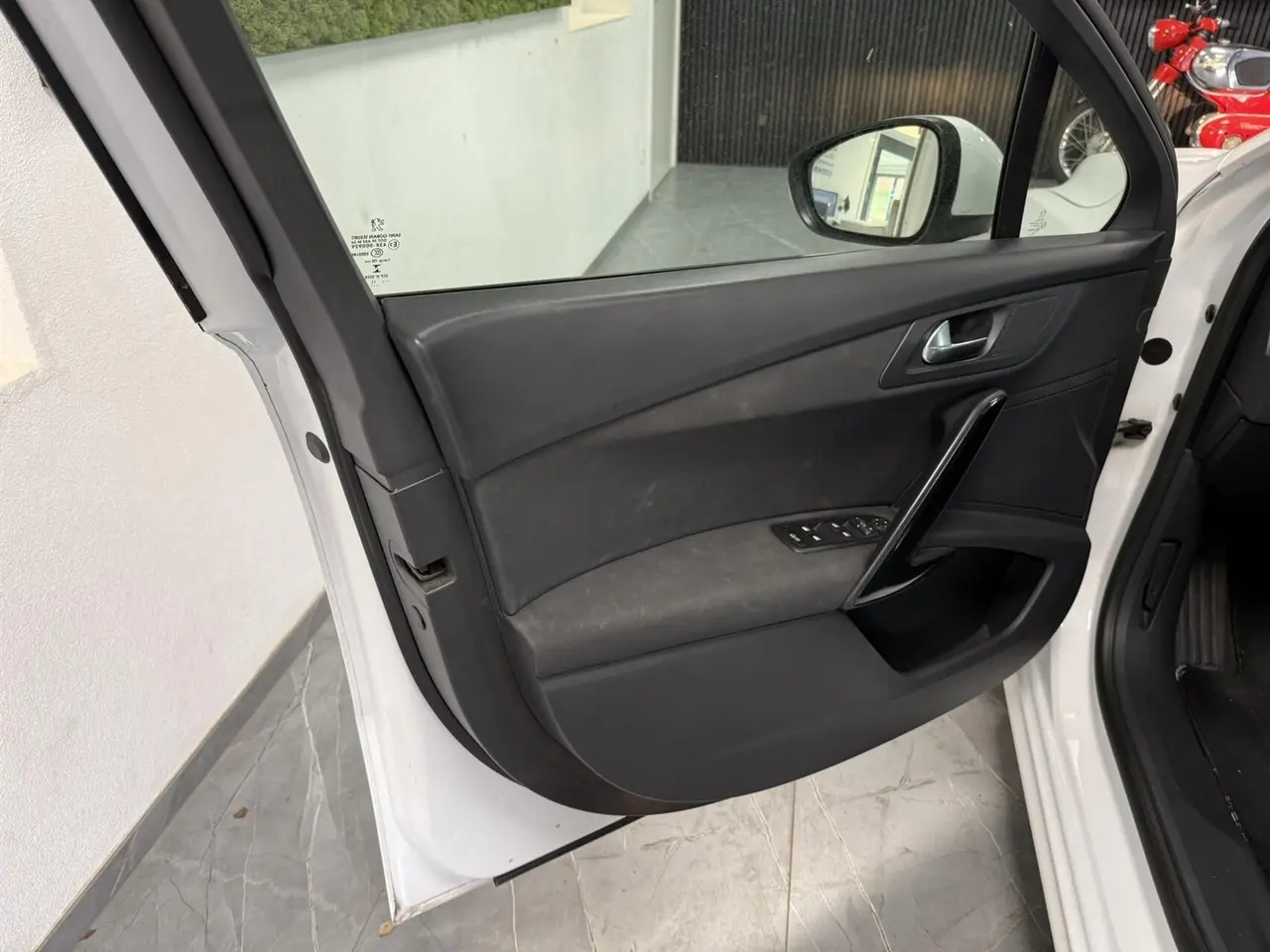 Billede 13 - Peugeot 508 SW 2,0 HDI Active 140HK Stc 6g