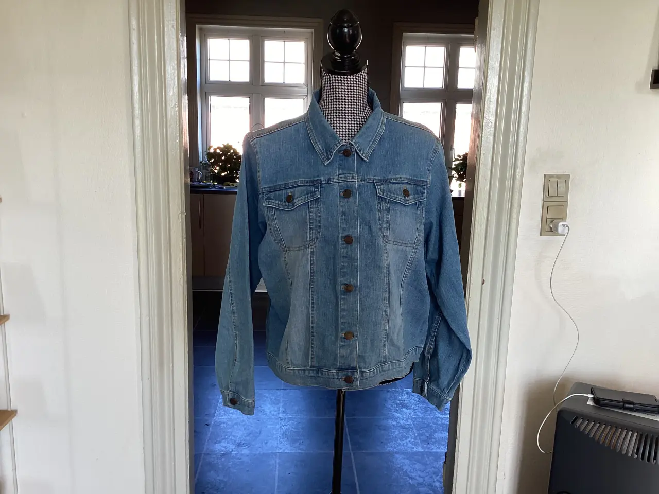 Billede 14 - Jakker. Str: 44-46-XL- XXL