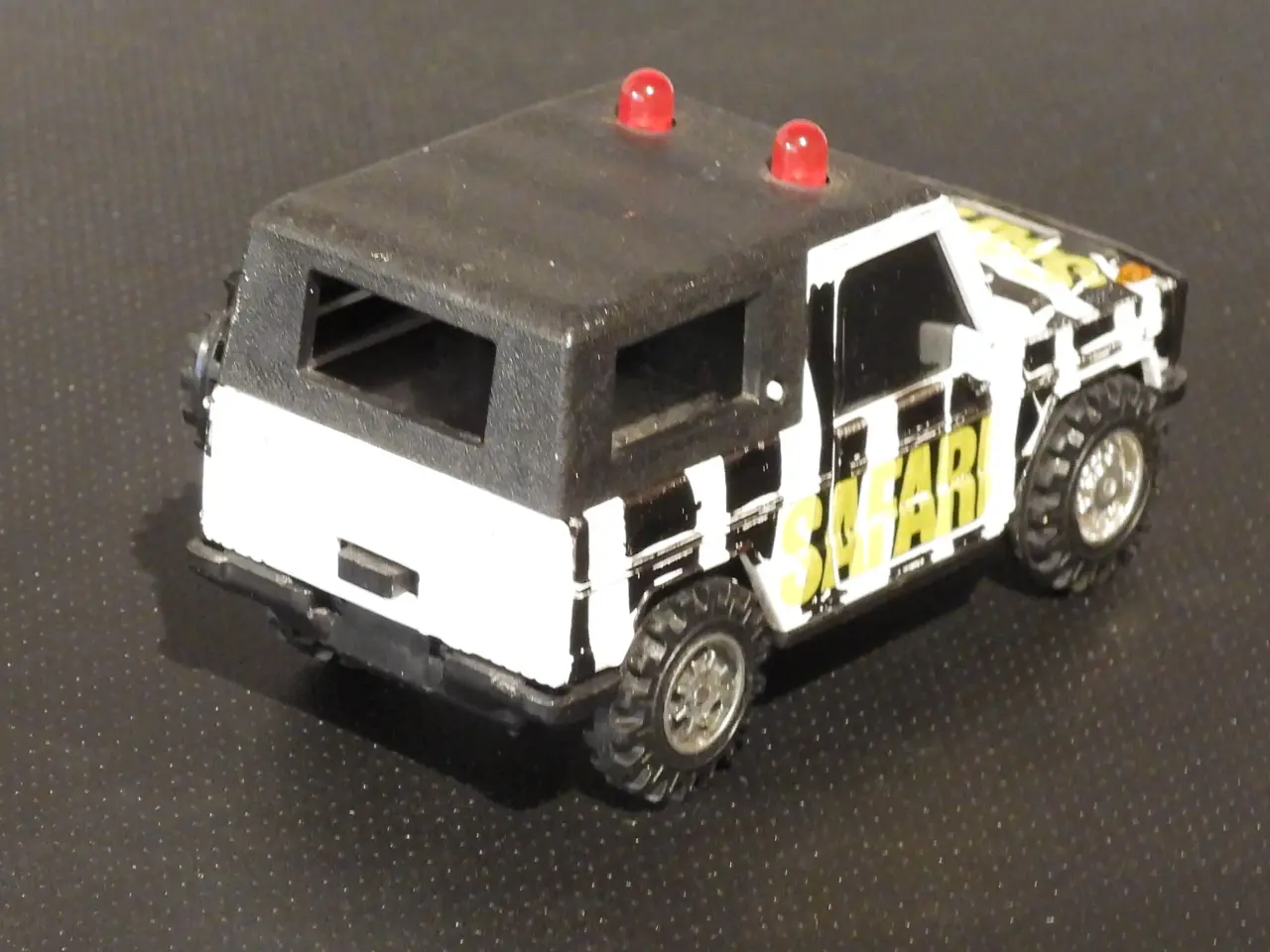 Billede 3 - MERCEDES 230G, Mercedes Benz 230G Safaribil.