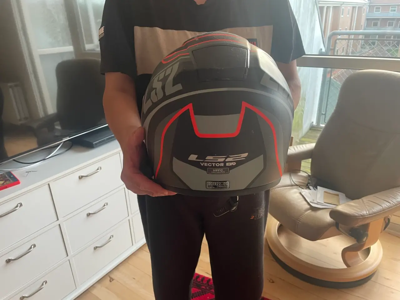 Billede 9 - Helt nye motorhjelmen.. 12 styk..