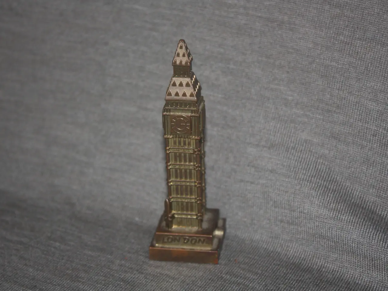 Billede 1 - Blyantspidser London højde 10,5 cm