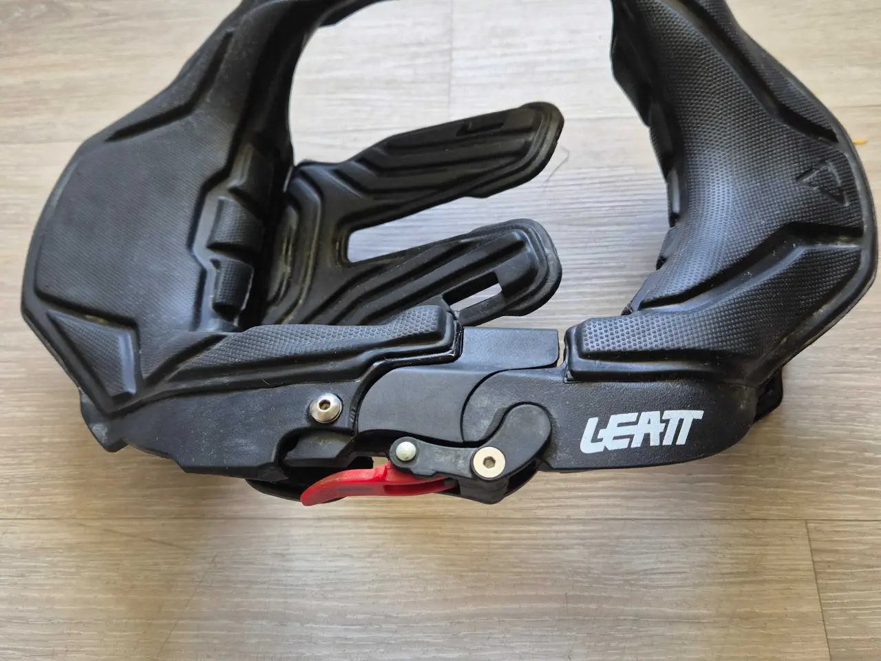 Billede 3 - Leatt nakkekrave str. M