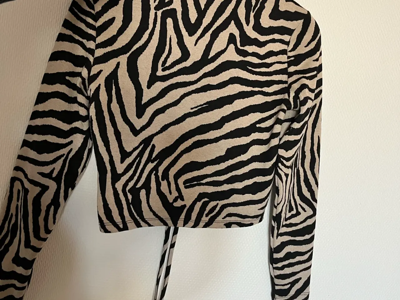 Billede 3 - Bluse fra pigalle str. S