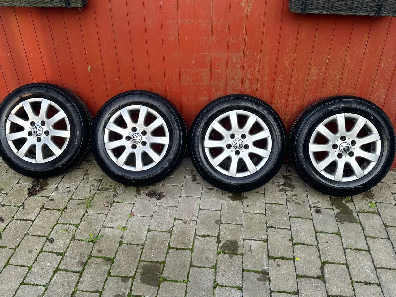 Billede 1 - Sommerdæk på alufælge 5x112