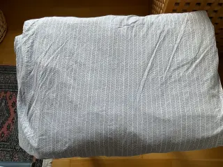 Kugledyne- Mountain Blanket