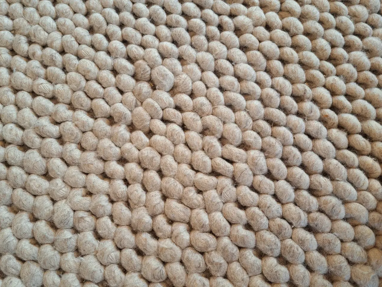 Billede 4 - HAY Peas tæppe